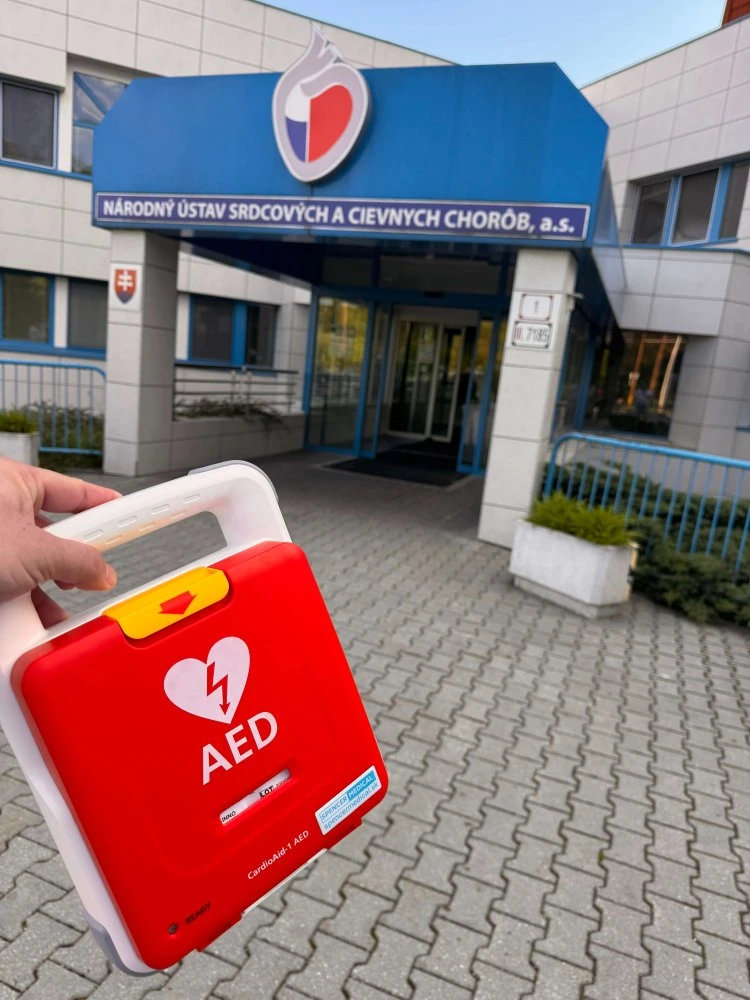 Zásah s AED defibrilátorom CardioAid-1 – Dušan Gabáni