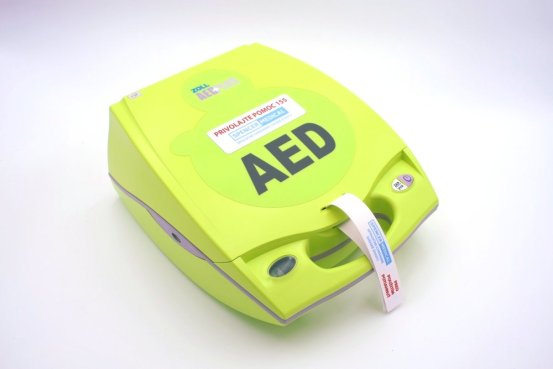 Defibrilátor ZOLL AED Plus 200J
