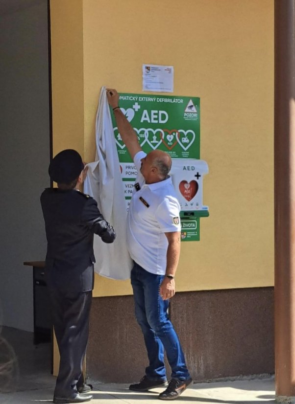AED defibrilátor Župčany