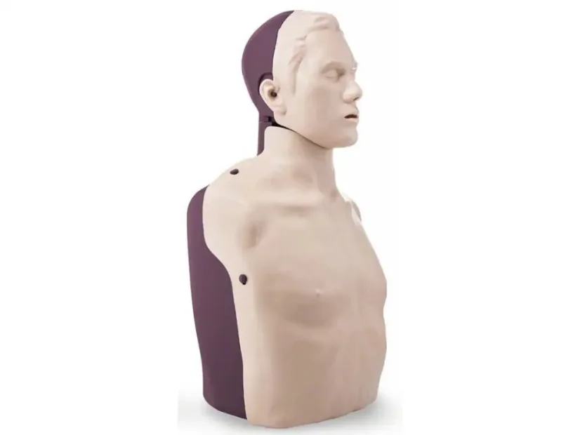 1721 12 resuscitacni figurina dospeleho brayden s vizualizaci prutoku krve z boku