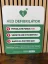 AED defibrilátor informačná tabuľa prvej pomoci 41x50 cm – pohľad 1