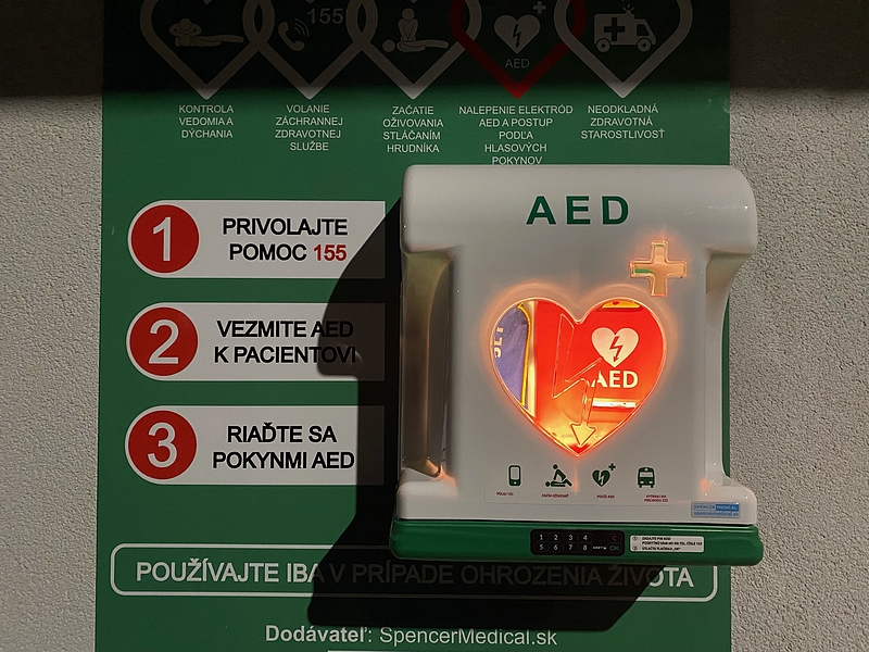 AED defibrilátor Obec Žbince